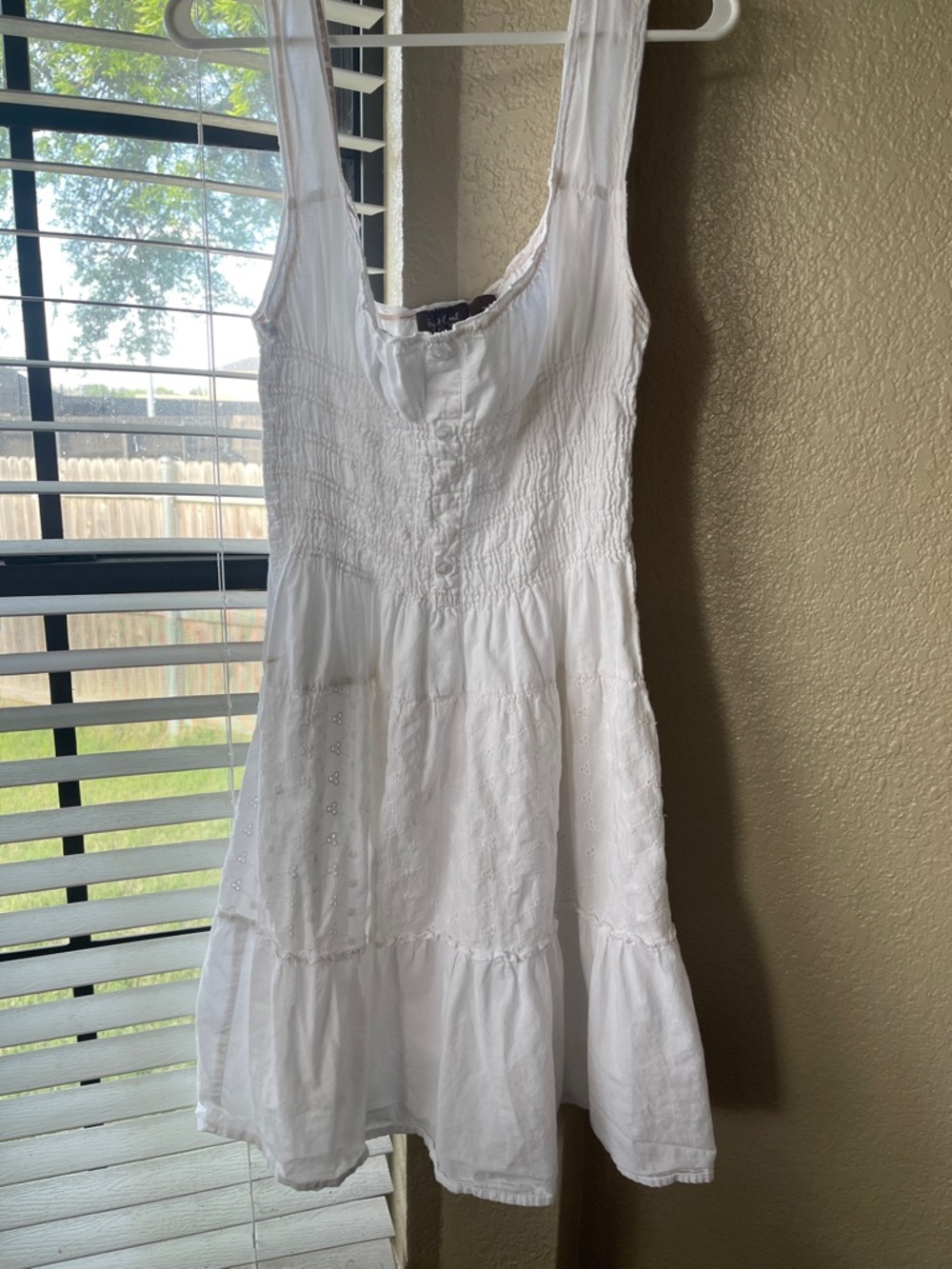 Speed Control New York White Eyelet Tiered Sundress Size Medium